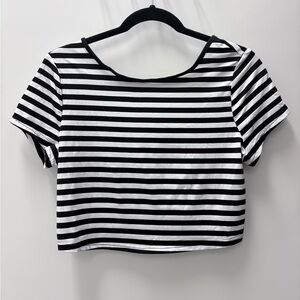SHEIN Black and White Striped Crop Top